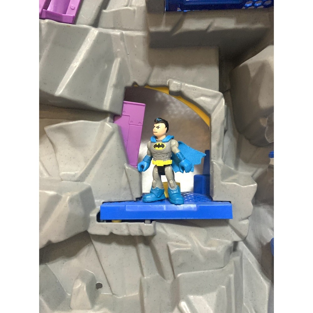 Imaginext Light Up Bat Cave DC Batman Playset Comic Fisher-Price - Picture 3 of 8